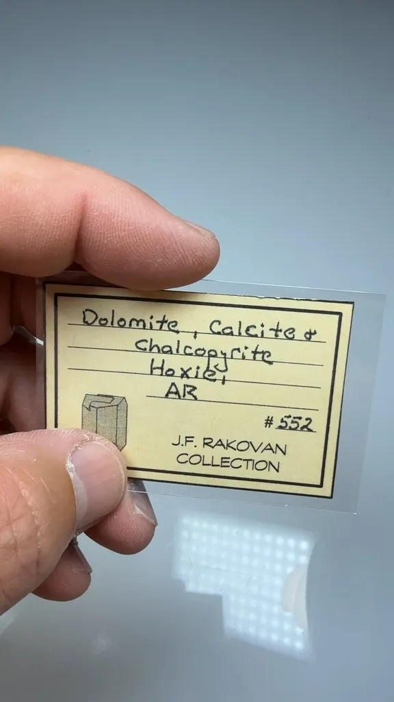 Calcite with Dolomite, Chalcopyrite (552) - image 2