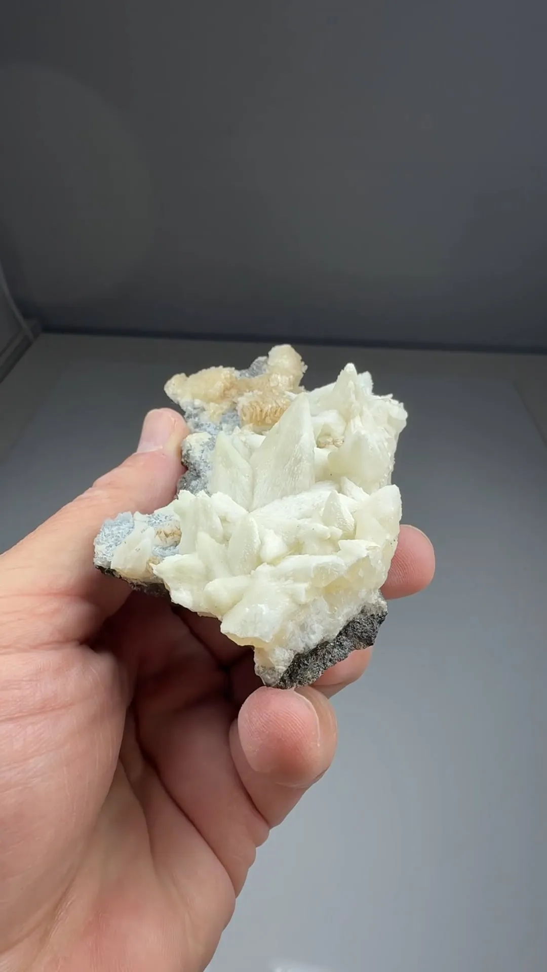 Calcite with Dolomite - image 2