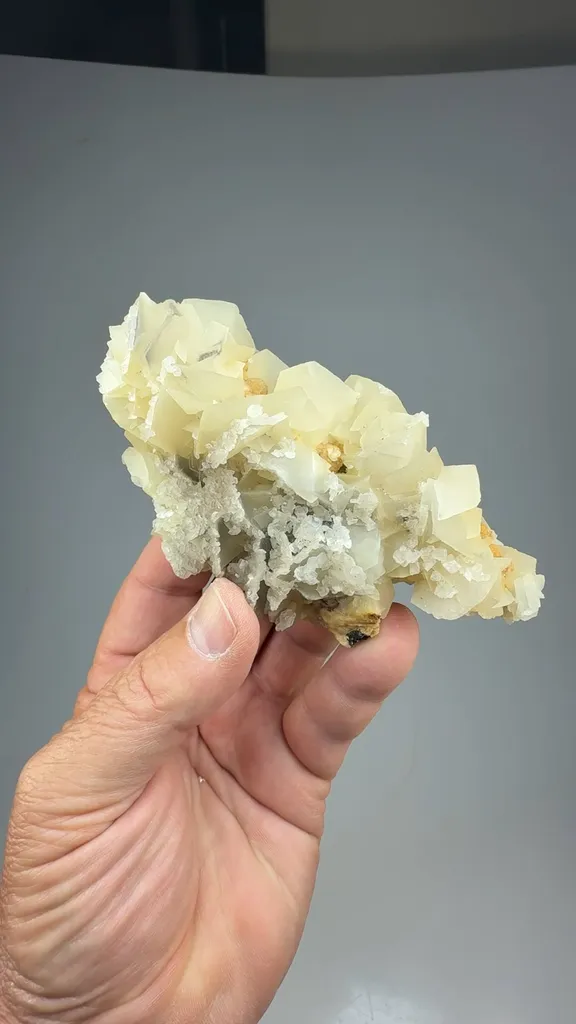 Calcite with Dolomite - image 2