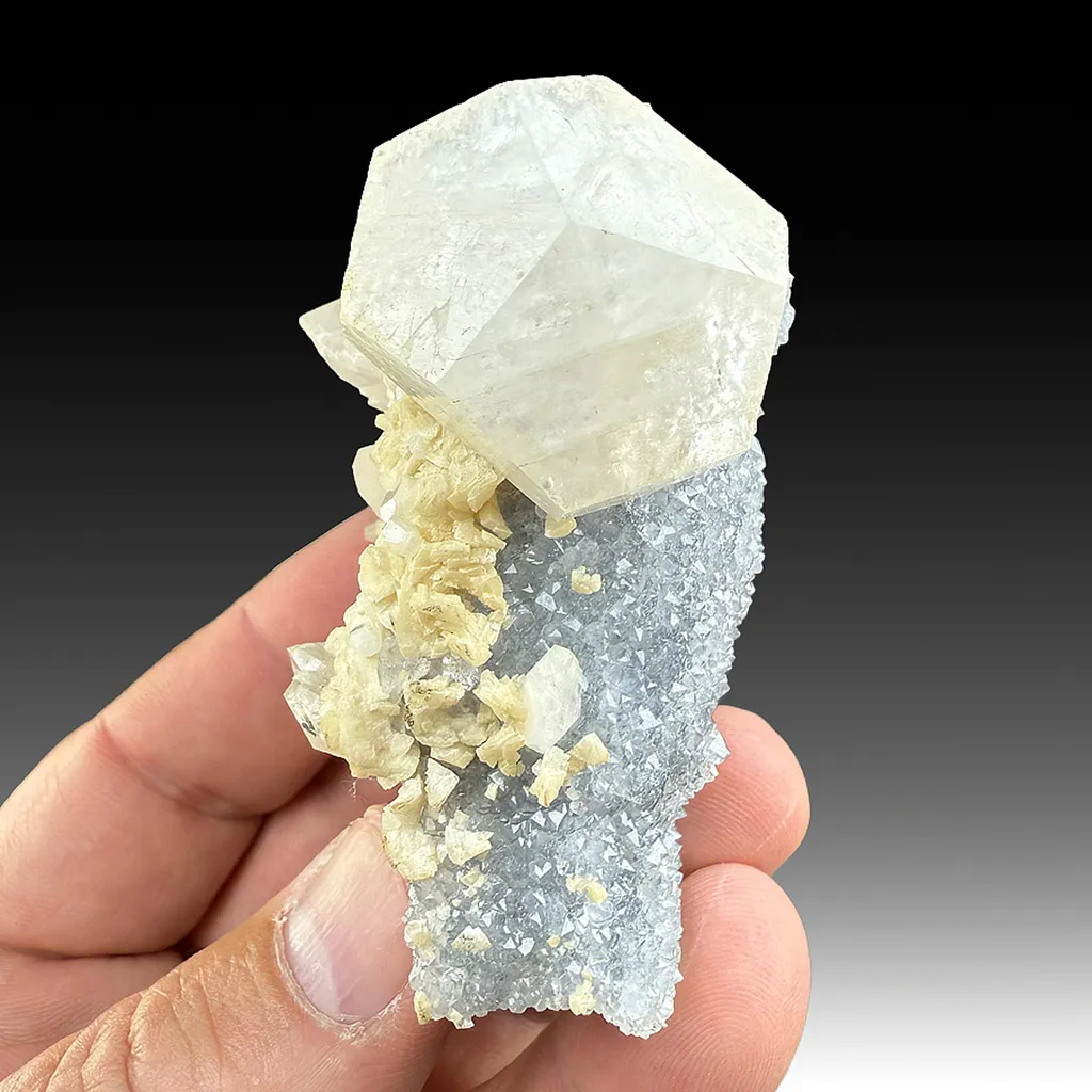 Calcite with Dolomite, Quartz image