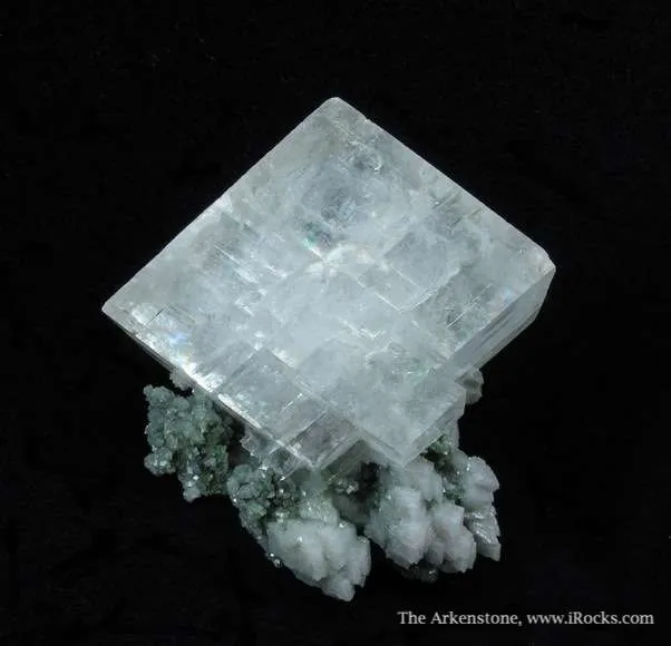 Calcite With Duftite image