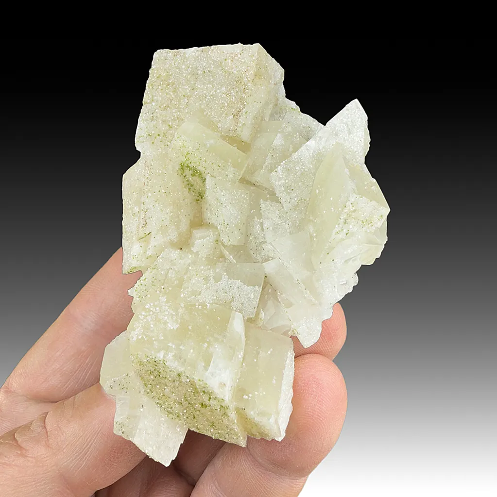 Calcite with Duftite image