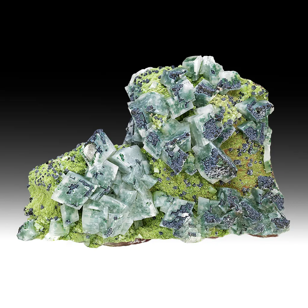 Calcite with Duftite, Mottramite image