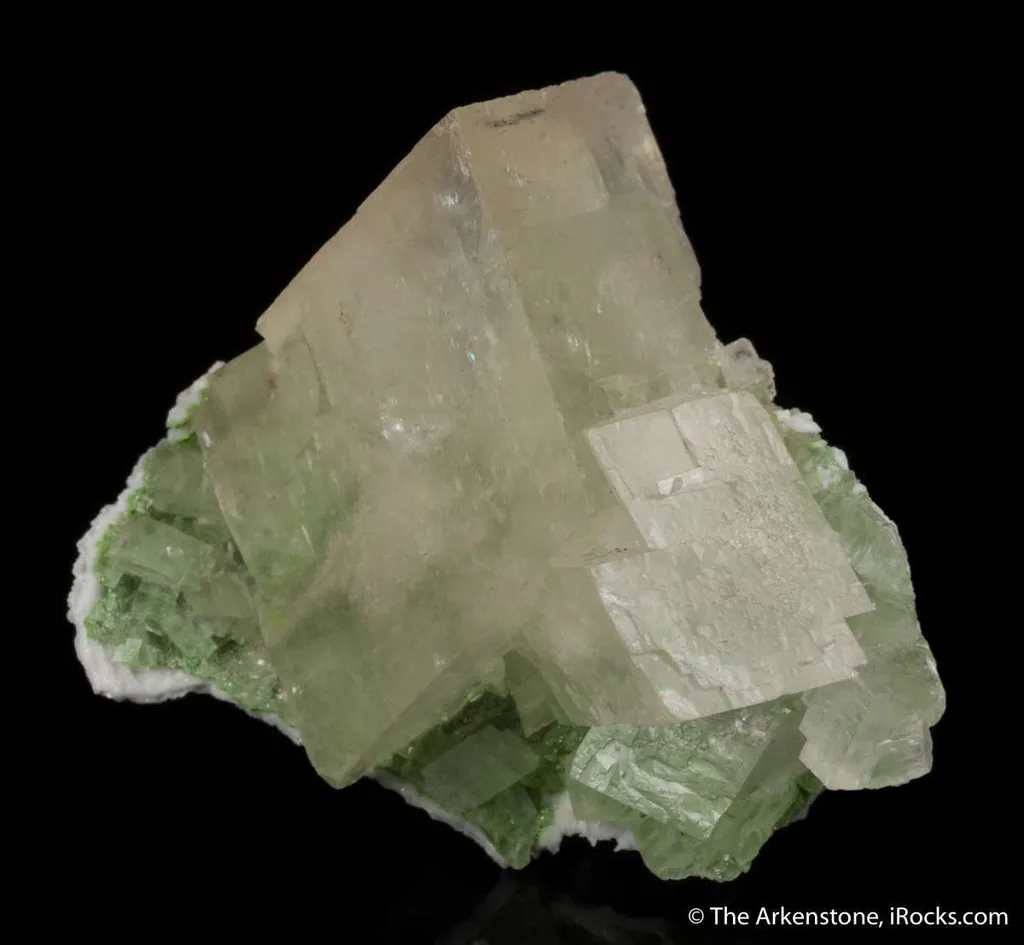 Calcite with Duftite on Dolomite cast - image 3