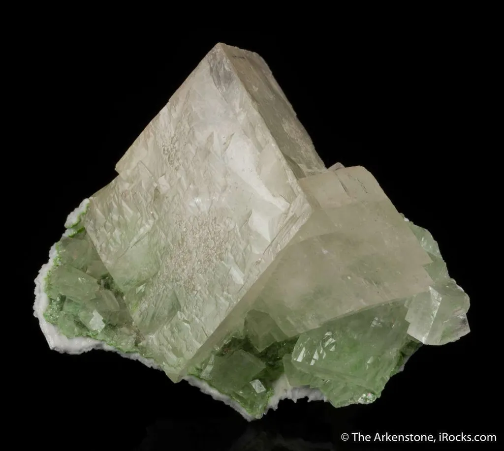 Calcite with Duftite on Dolomite cast - image 2