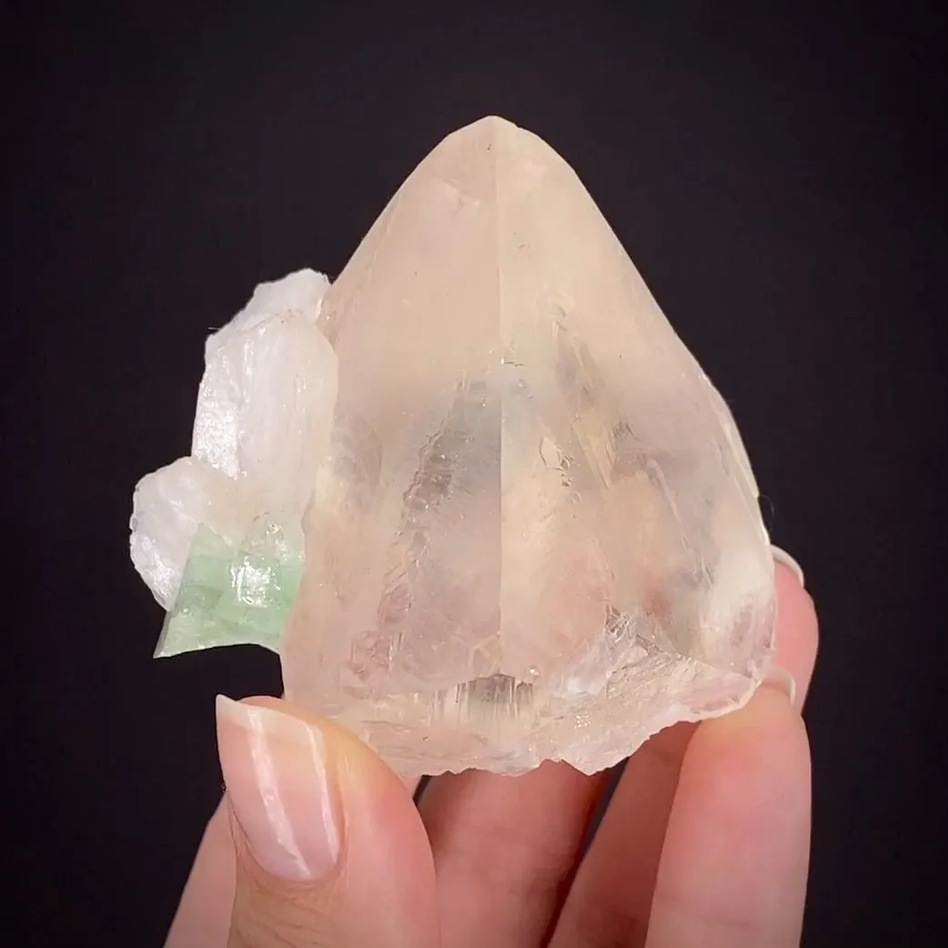 Calcite with Fluorapophyllite and Stilbite - image 2