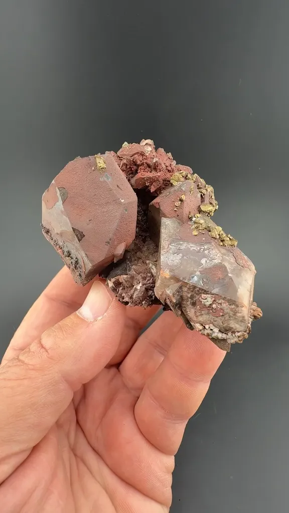 Calcite with Hematite, Chalcopyrite image