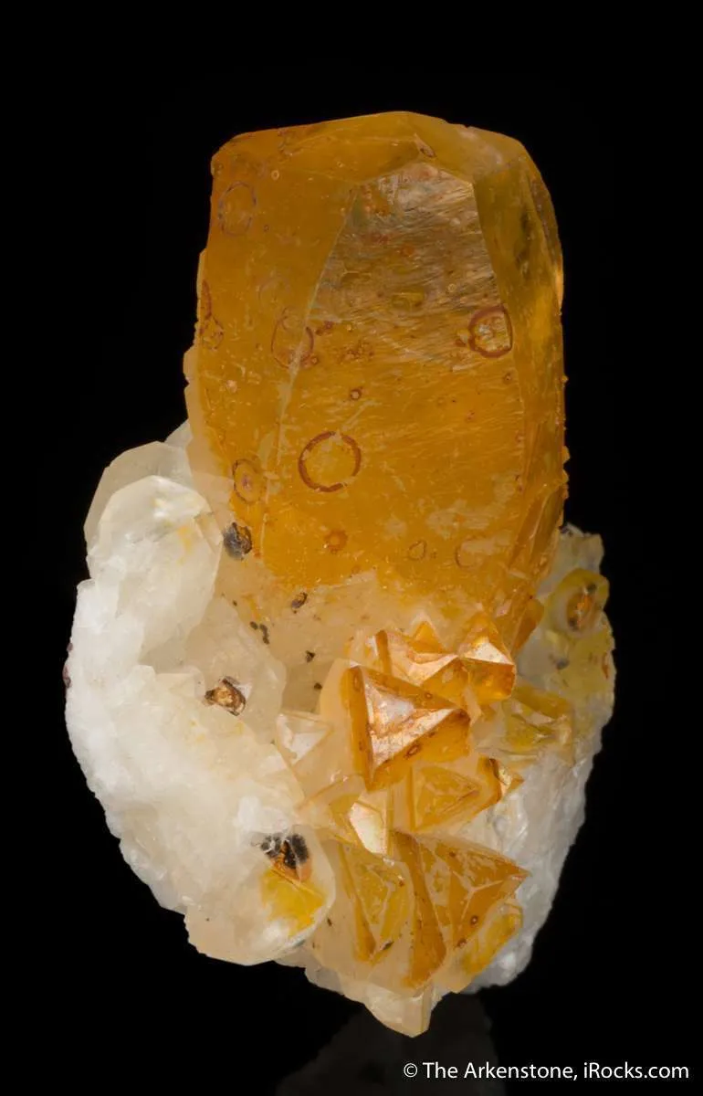 Calcite with Iron inclusions - image 5