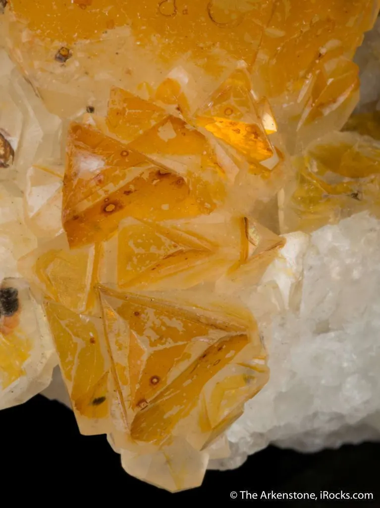 Calcite with Iron inclusions - image 4