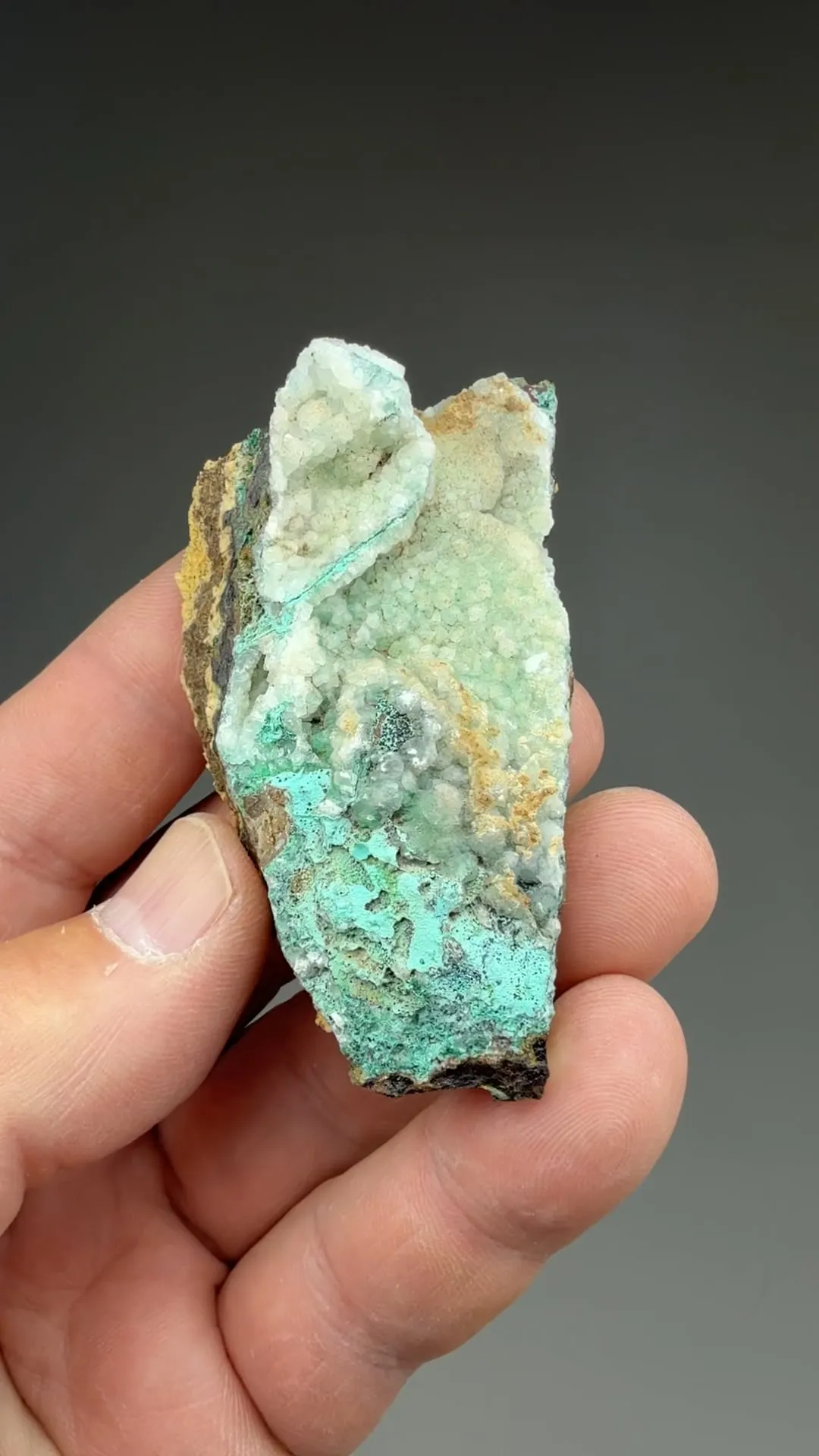 Calcite with Malachite? - image 2
