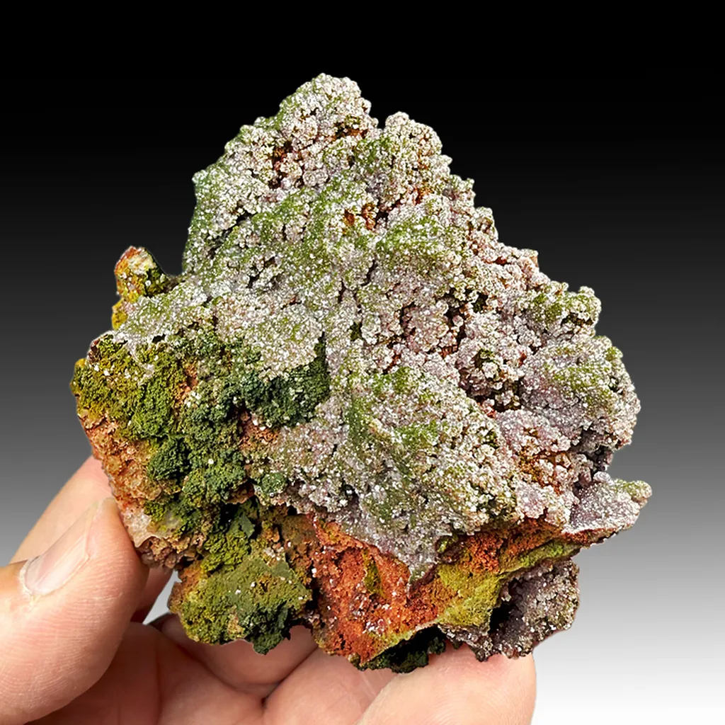 Calcite with Mottramite image