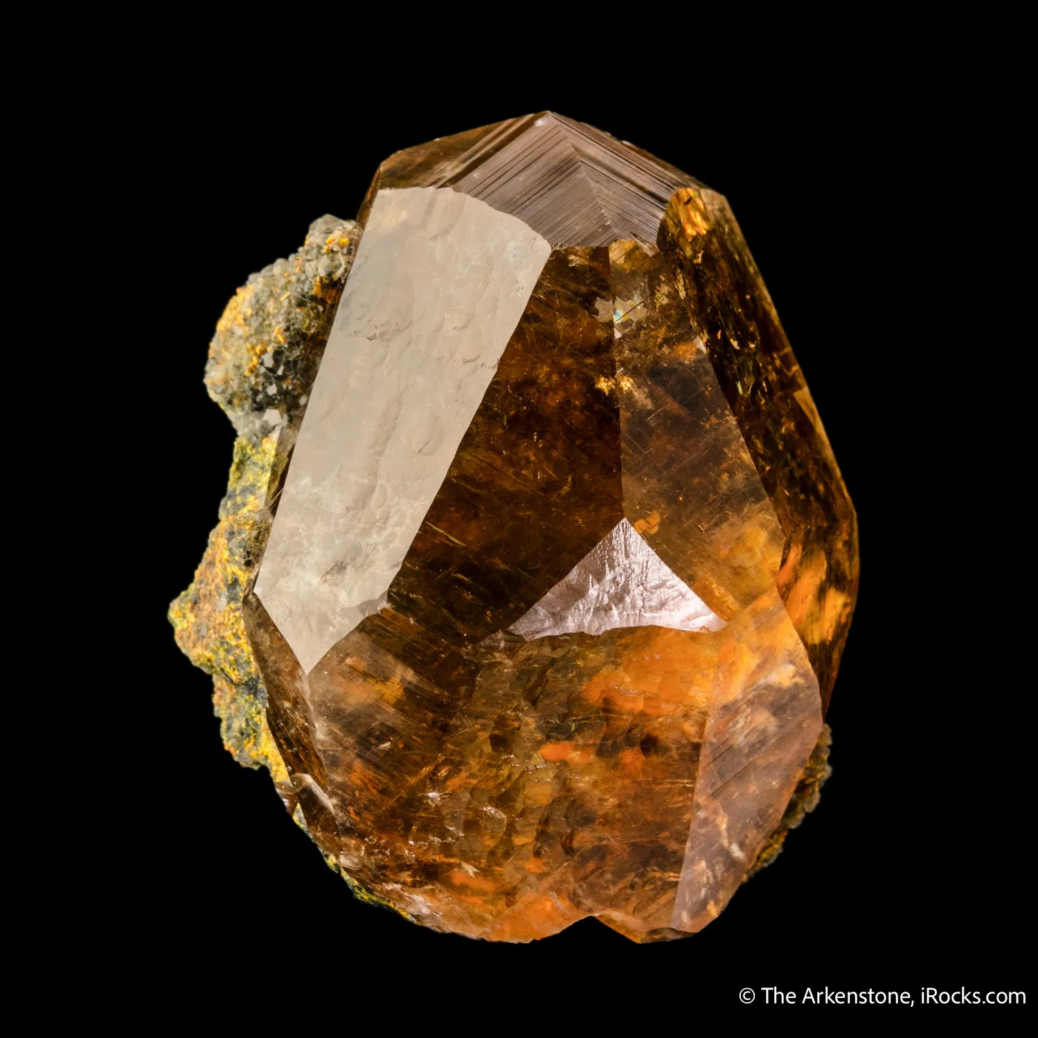 Calcite with Orpiment inclusions - image 4