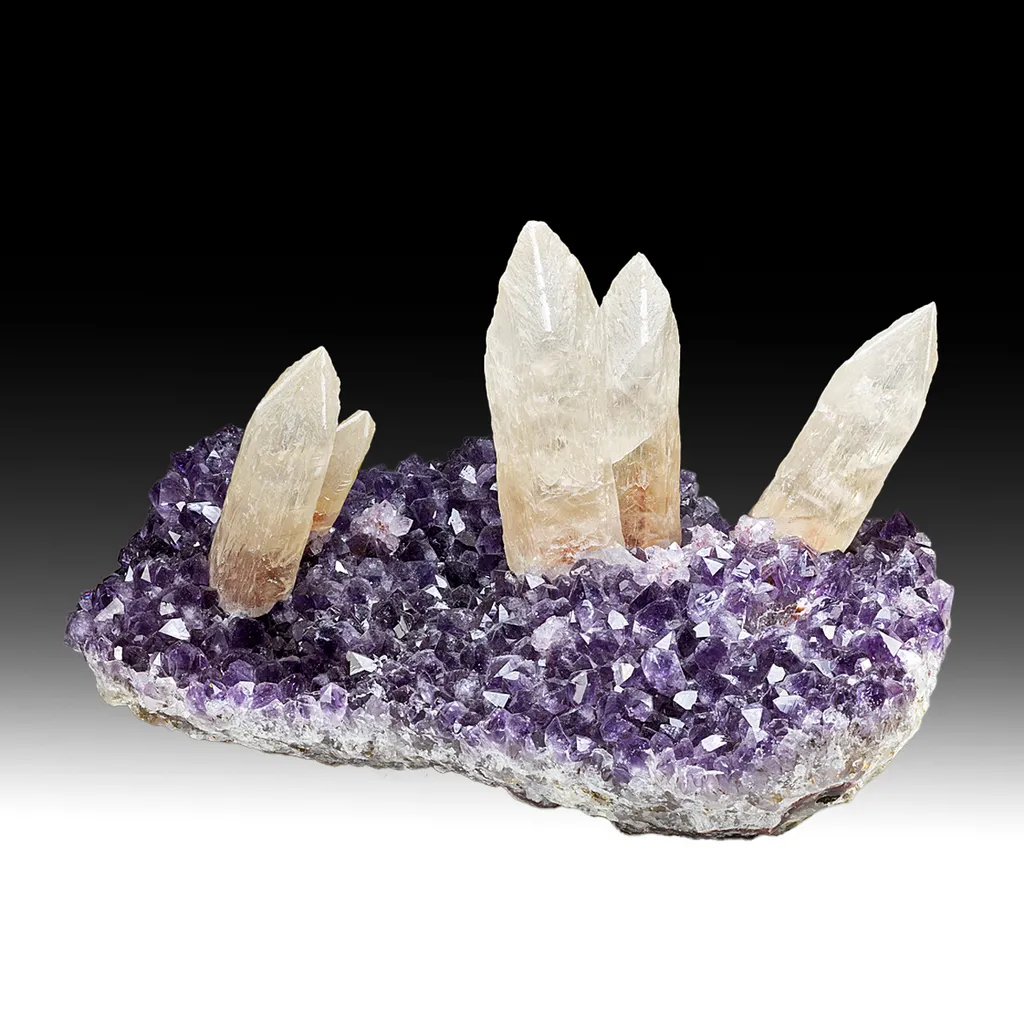 Calcite with Quartz image