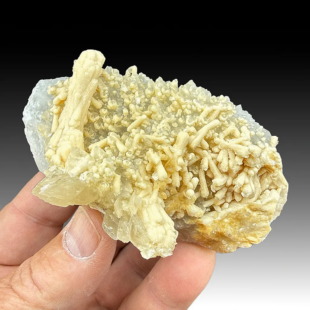 Calcite with Quartz image