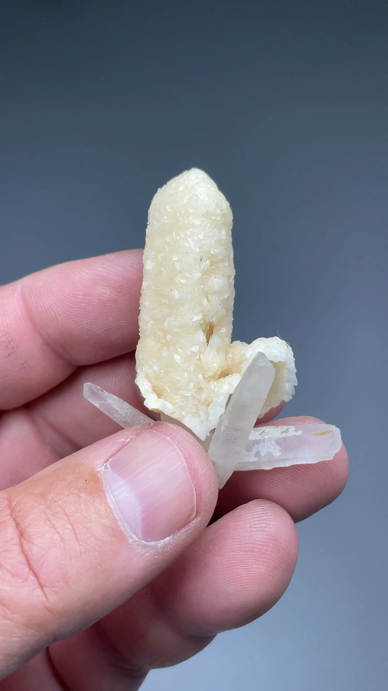 Calcite with Quartz - image 2
