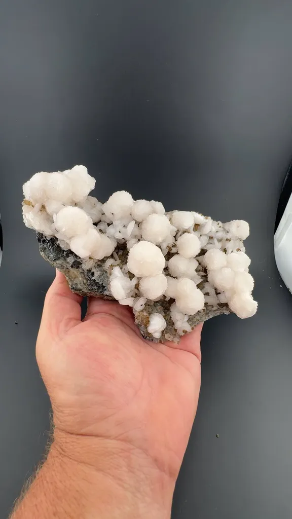 Calcite with Quartz image