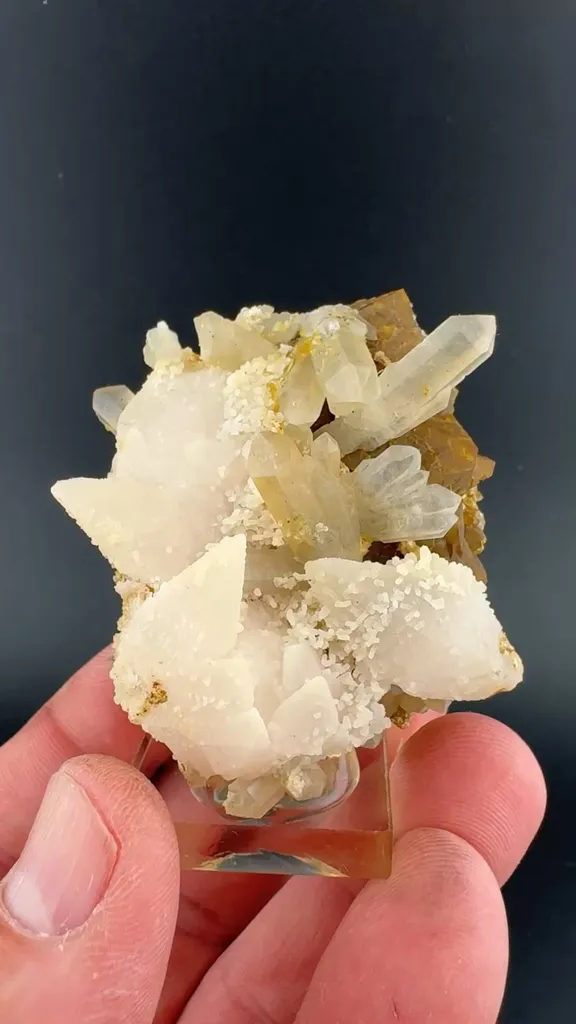 Calcite with Quartz, Andradite image
