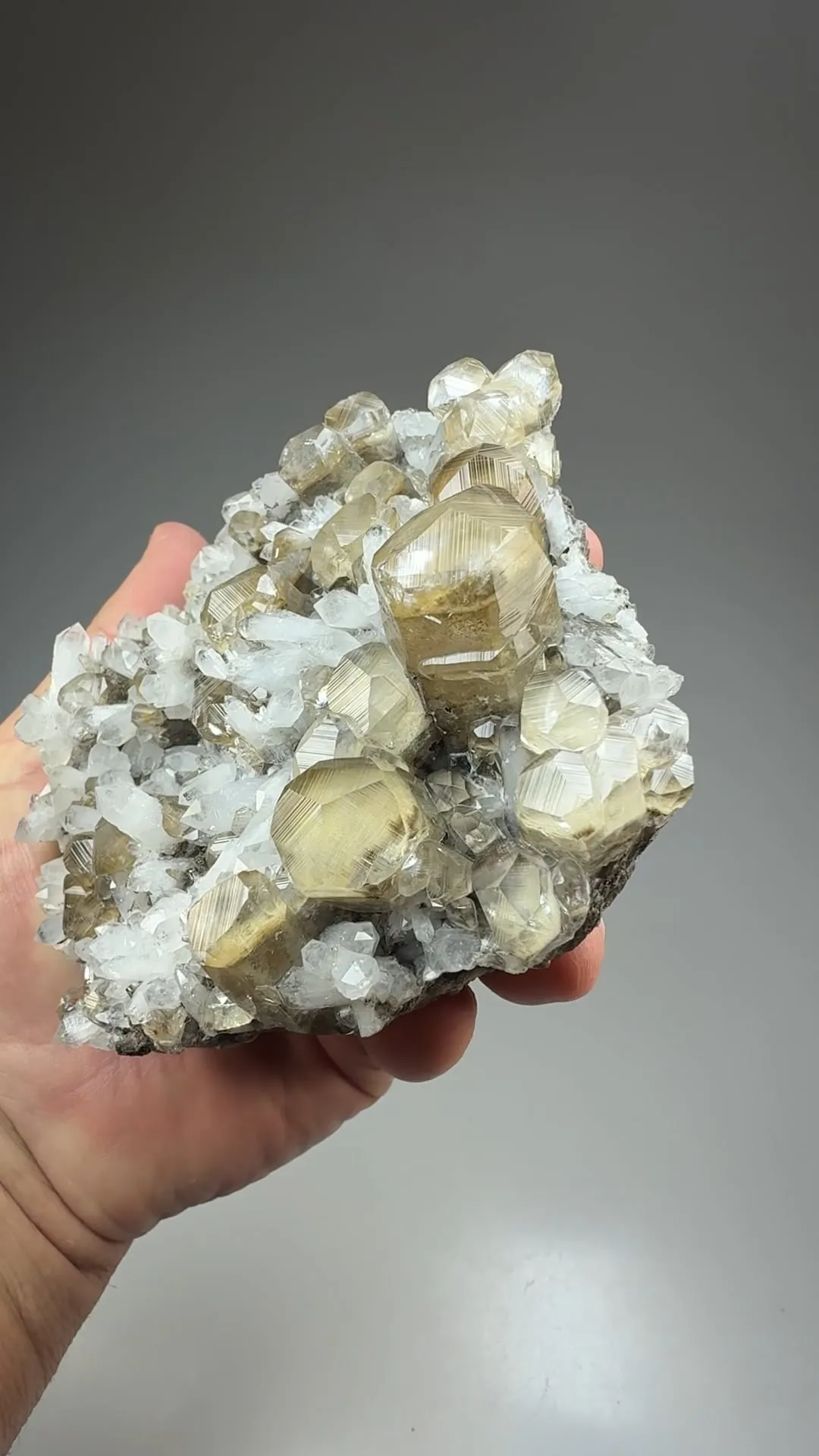 Calcite with Quartz - image 2