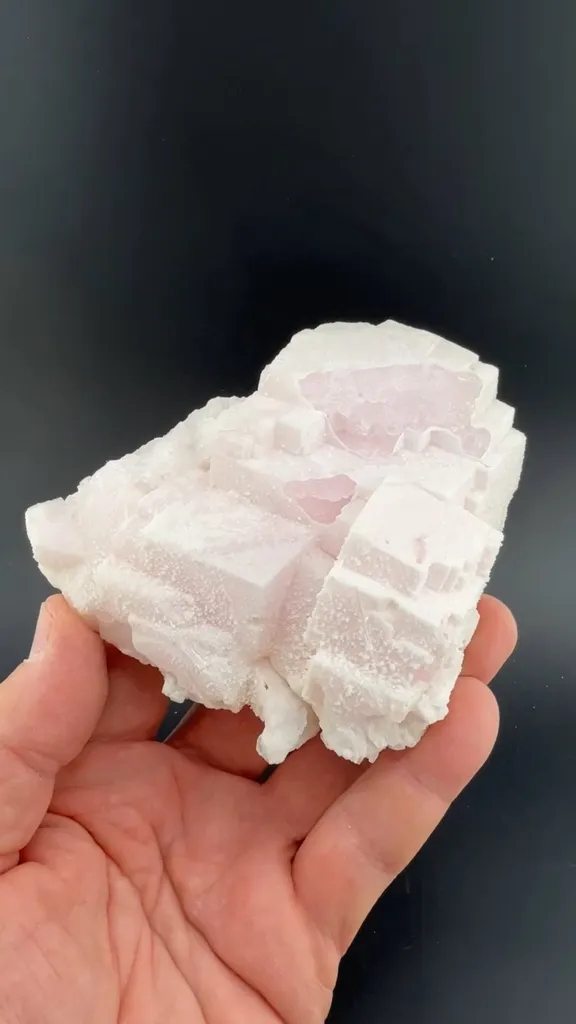 Calcite with Quartz image