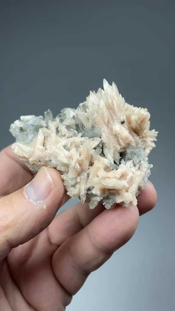 Calcite with Quartz, Chalcopyrite - image 2