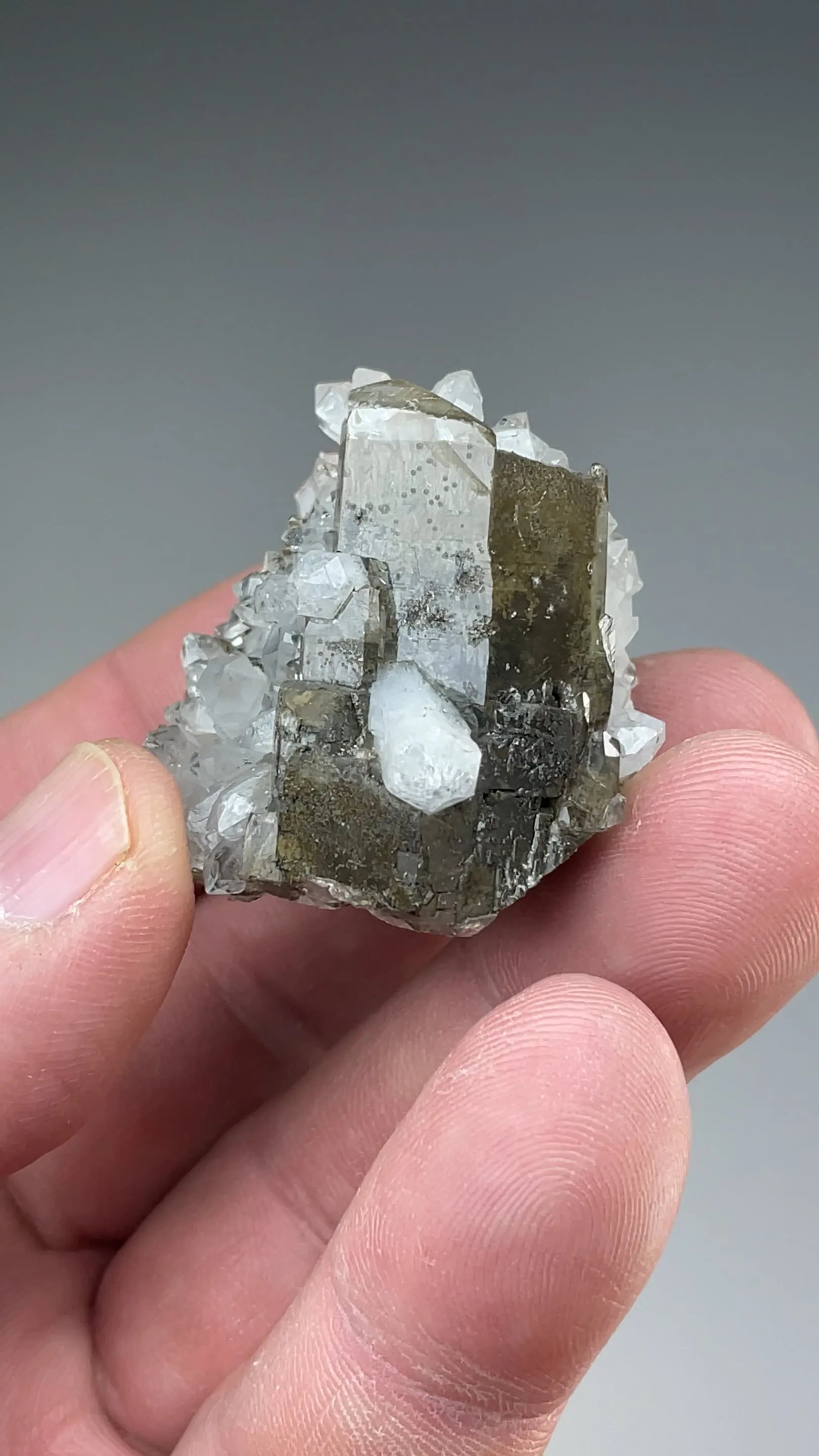 Calcite with Quartz - image 2