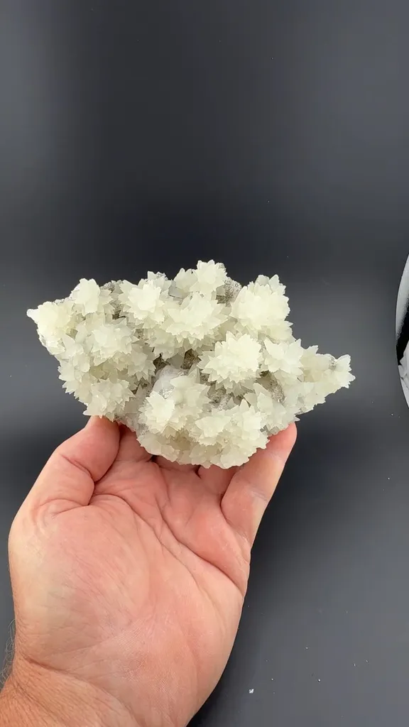 Calcite with Quartz, Pyrite image