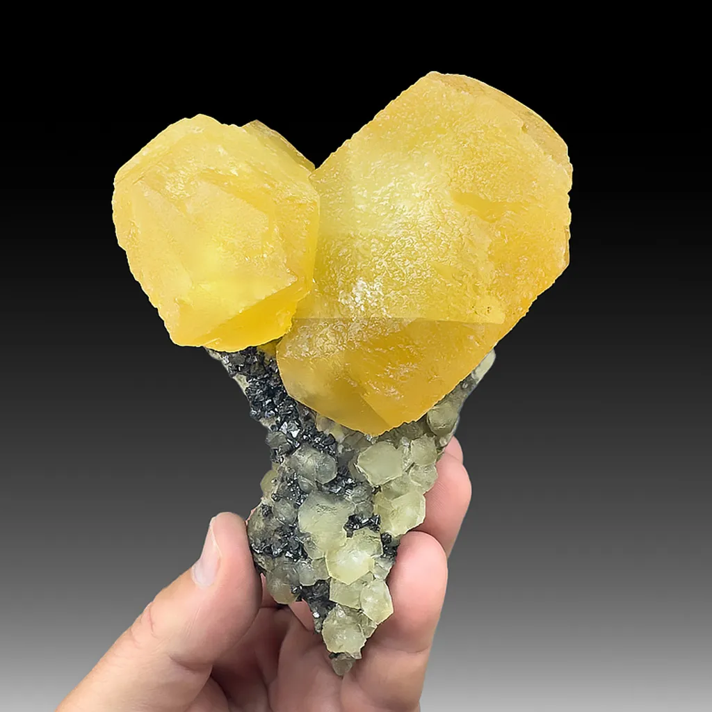 Calcite with Sphalerite image