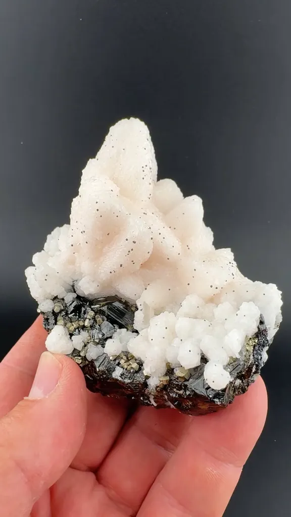 Calcite with Sphalerite image