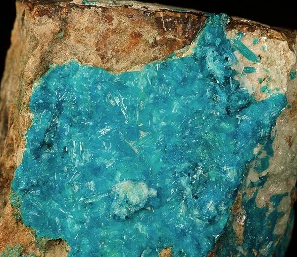 Caledonite - image 2