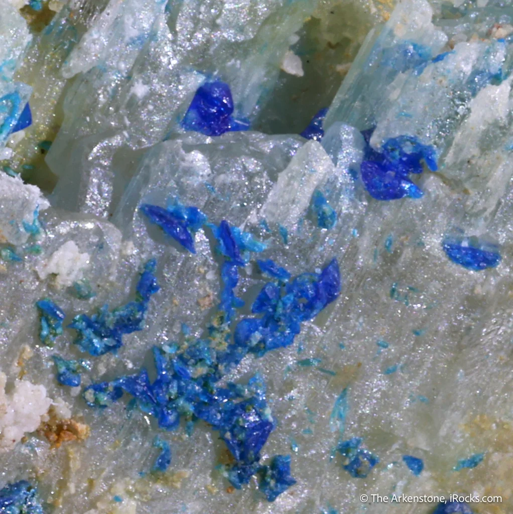 Caledonite from Mammoth-Saint Anthony Mine, Arizona, USA - image 4