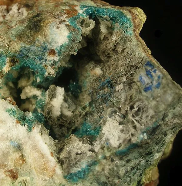 Caledonite, Leadhillite - image 3