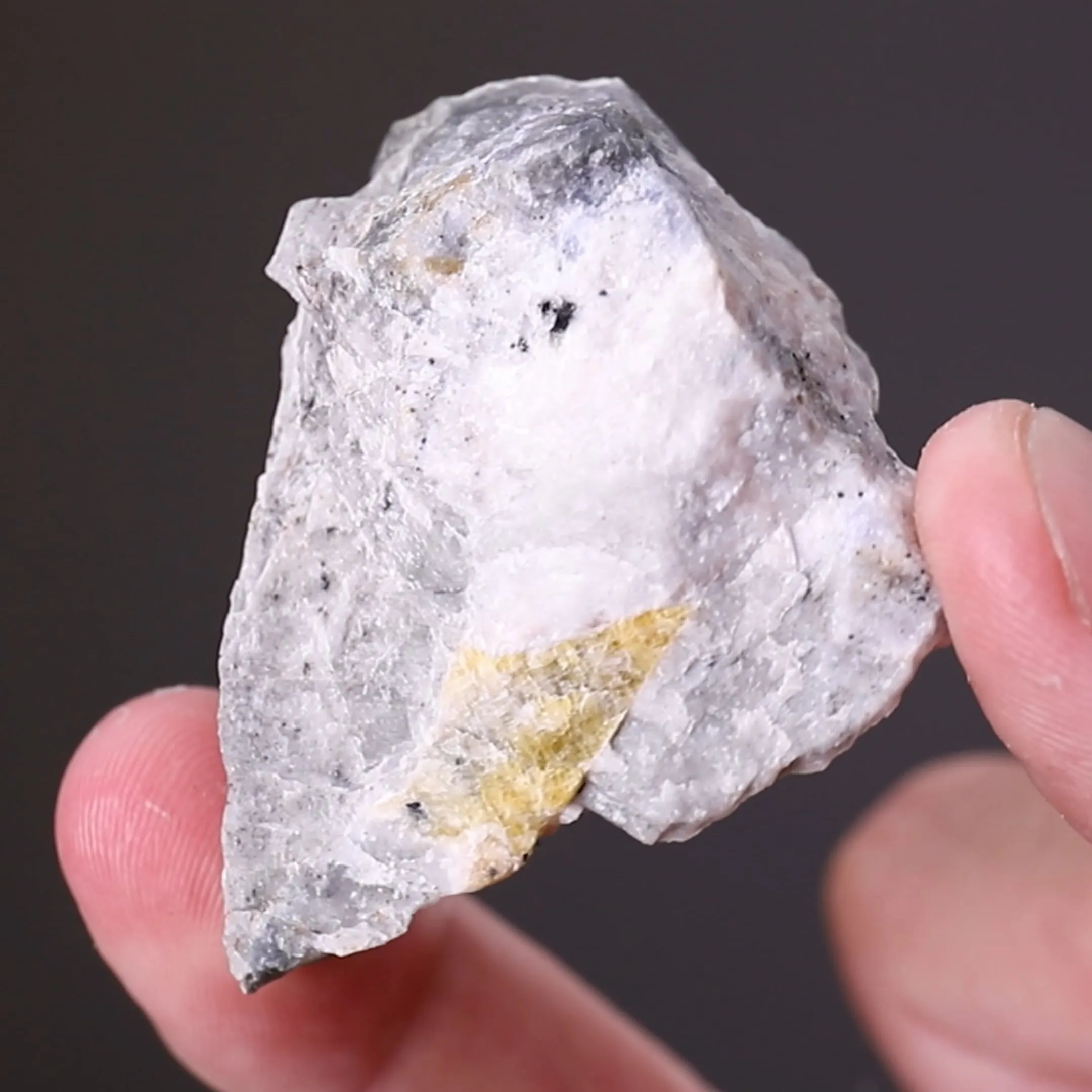 Cancrinite - image 2