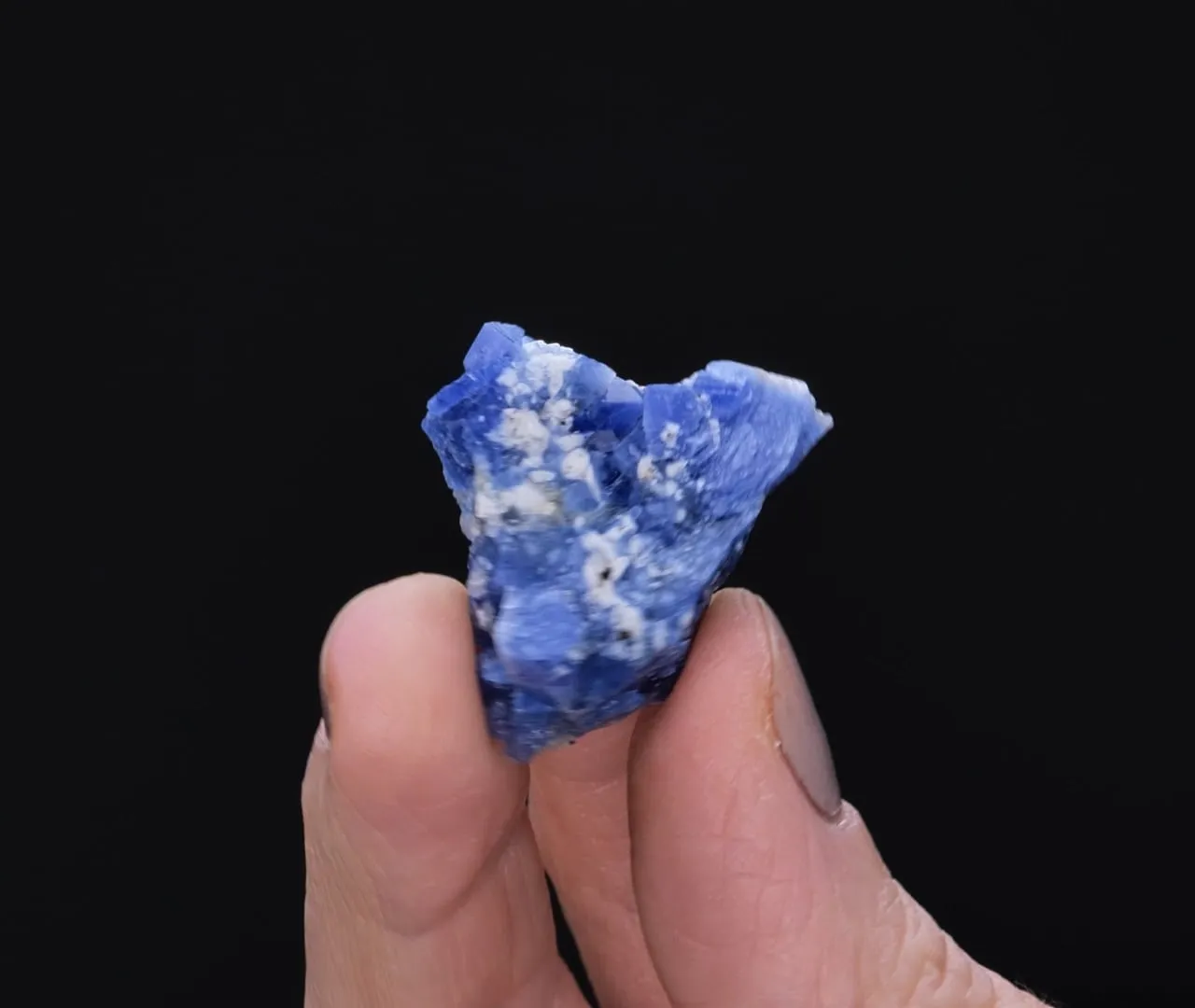 Carletonite - image 2