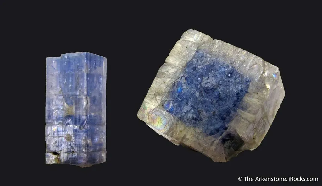 Carletonite (Type Locality) - image 5