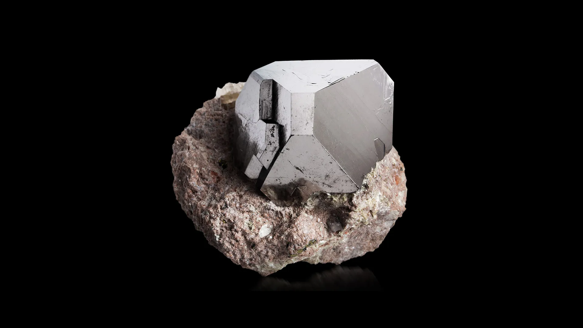Carrollite - image 1