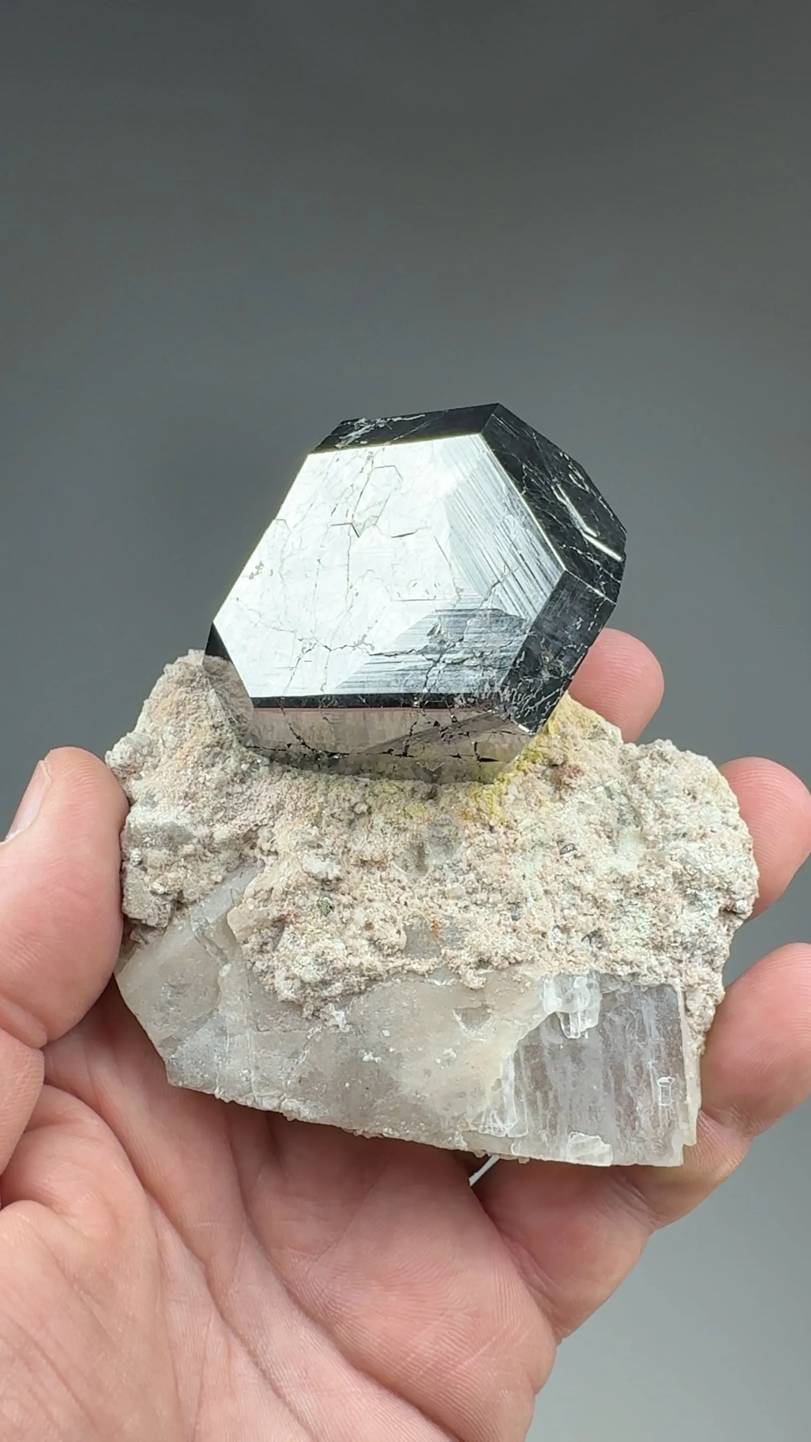 Carrollite - image 2