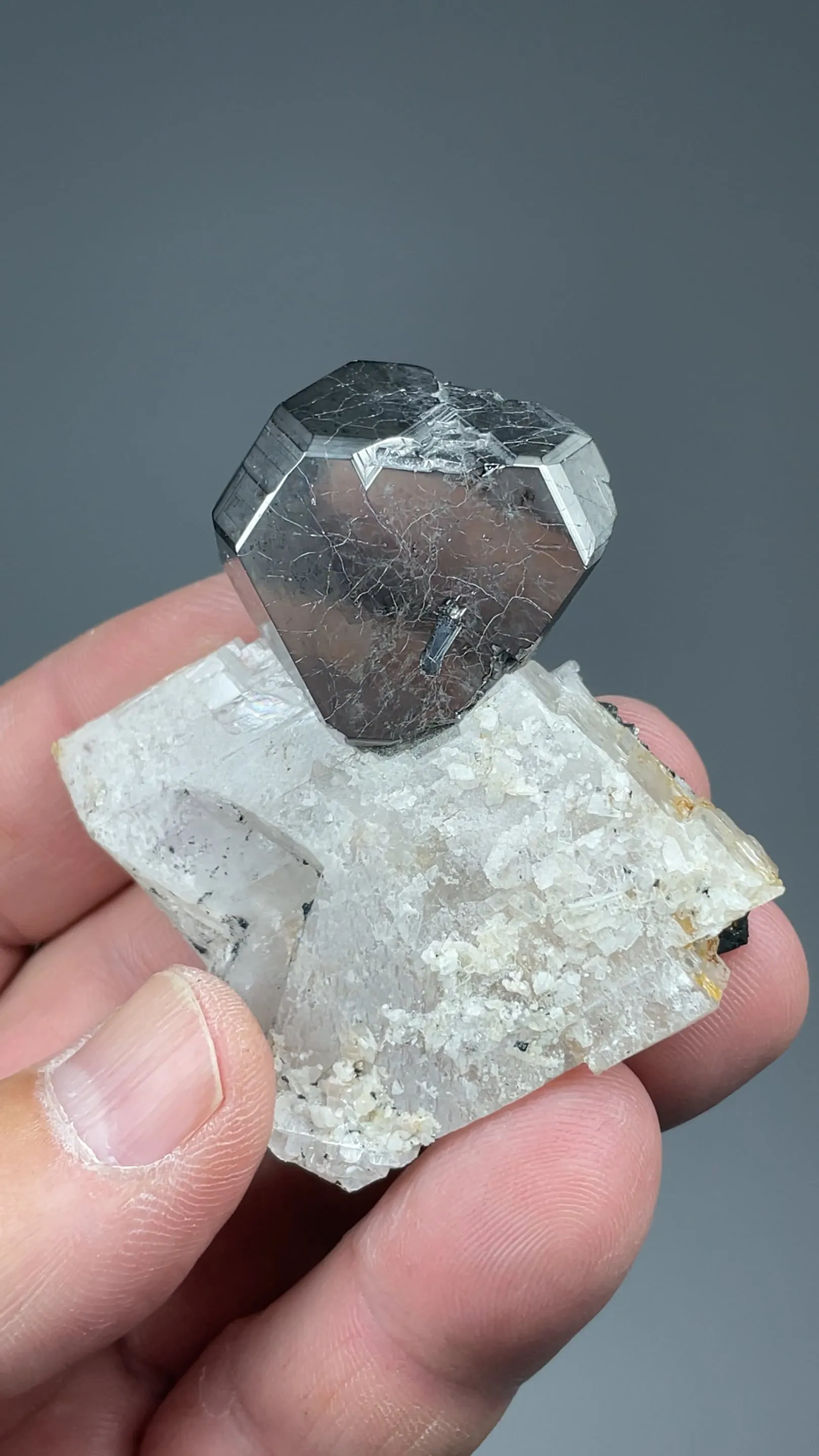 Carrollite - image 2