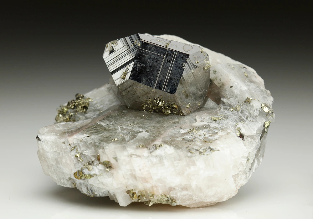 Carrollite from Kamoya South II Mine (Kamoya Sud Mine; Kamoya South Mine), Kamoya South II Mine, Kamoya, Kambove, Kambove Territory, Haut-Katanga, DR Congo image