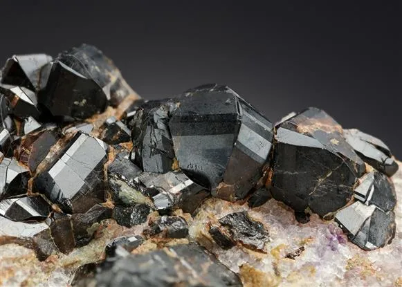Cassiterite image