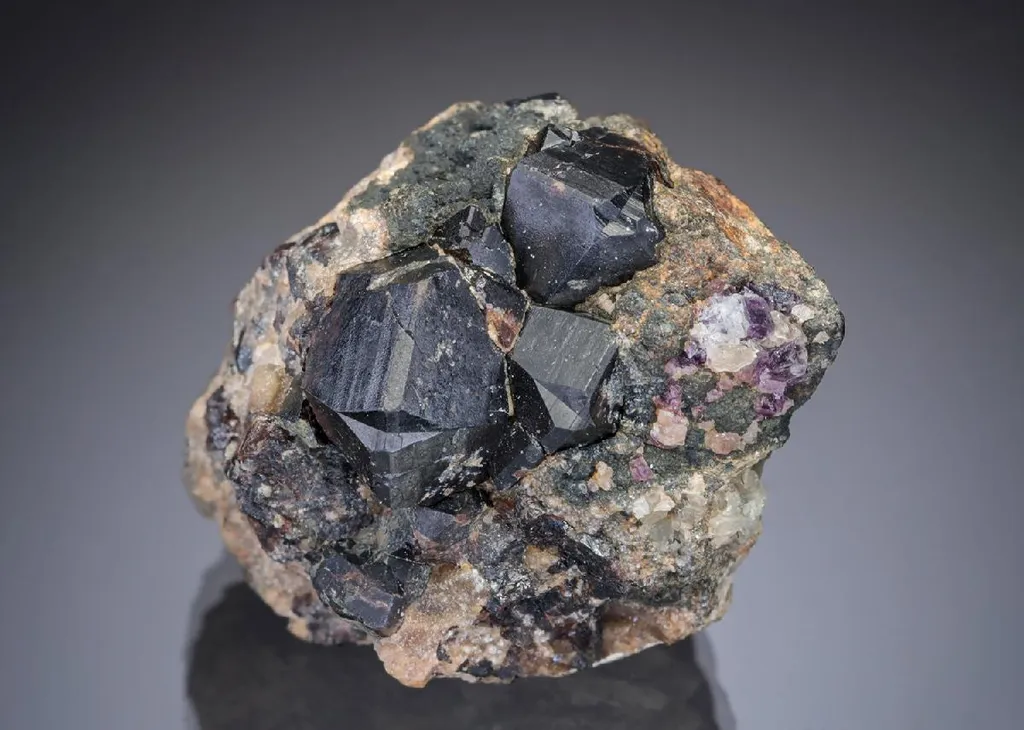 Cassiterite image