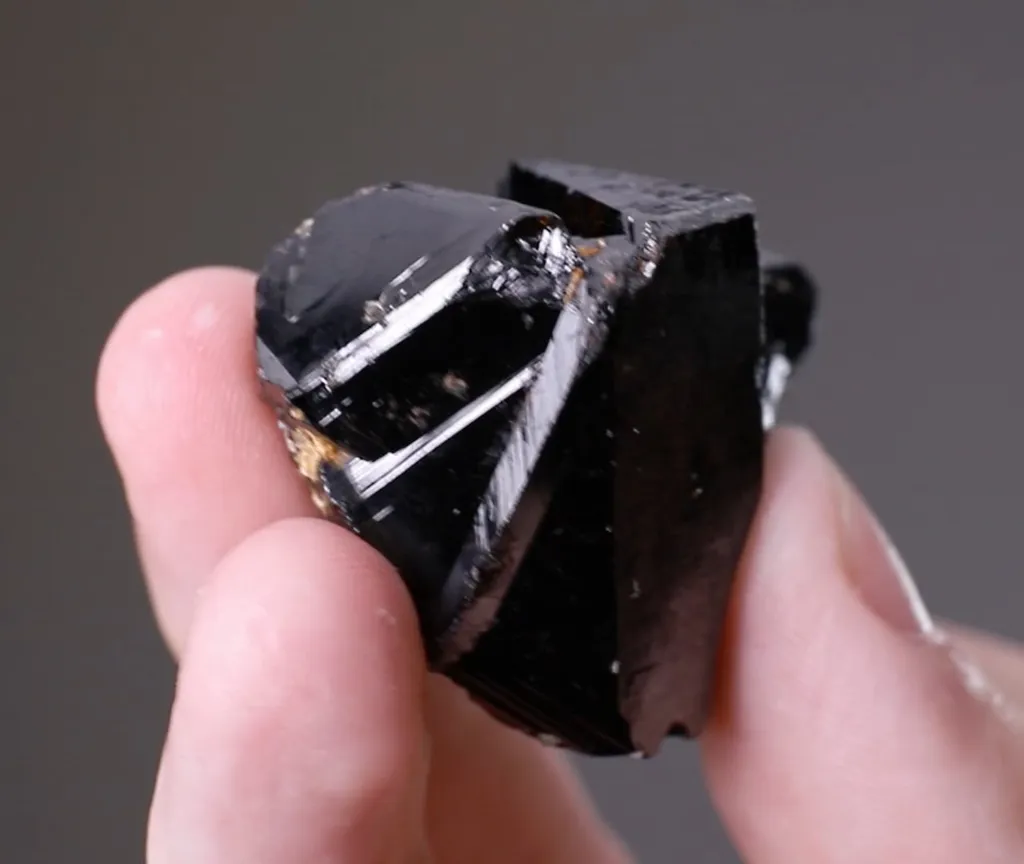 Cassiterite image