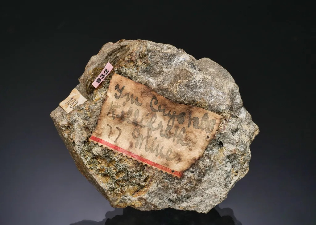 Cassiterite - image 2