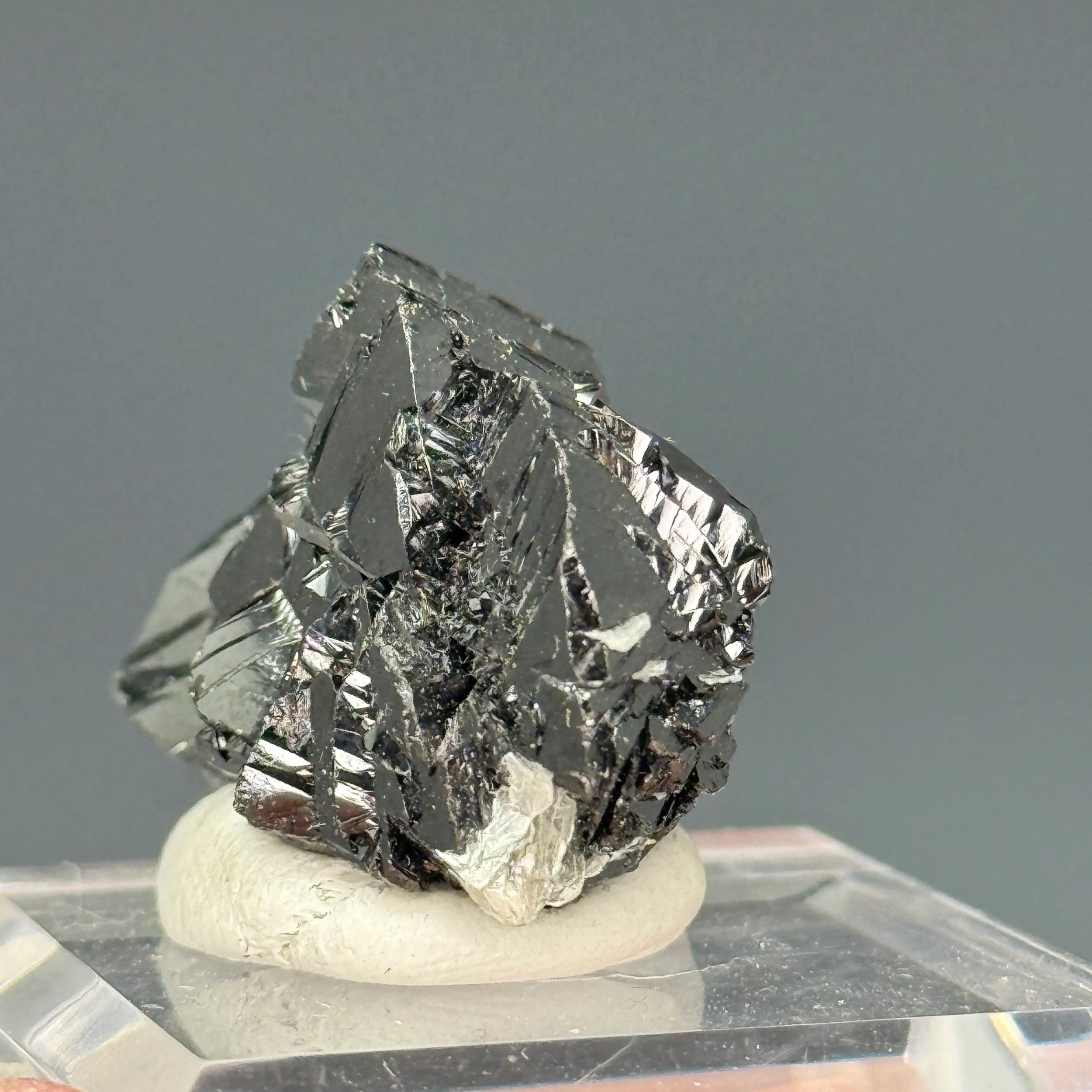 Cassiterite - image 3
