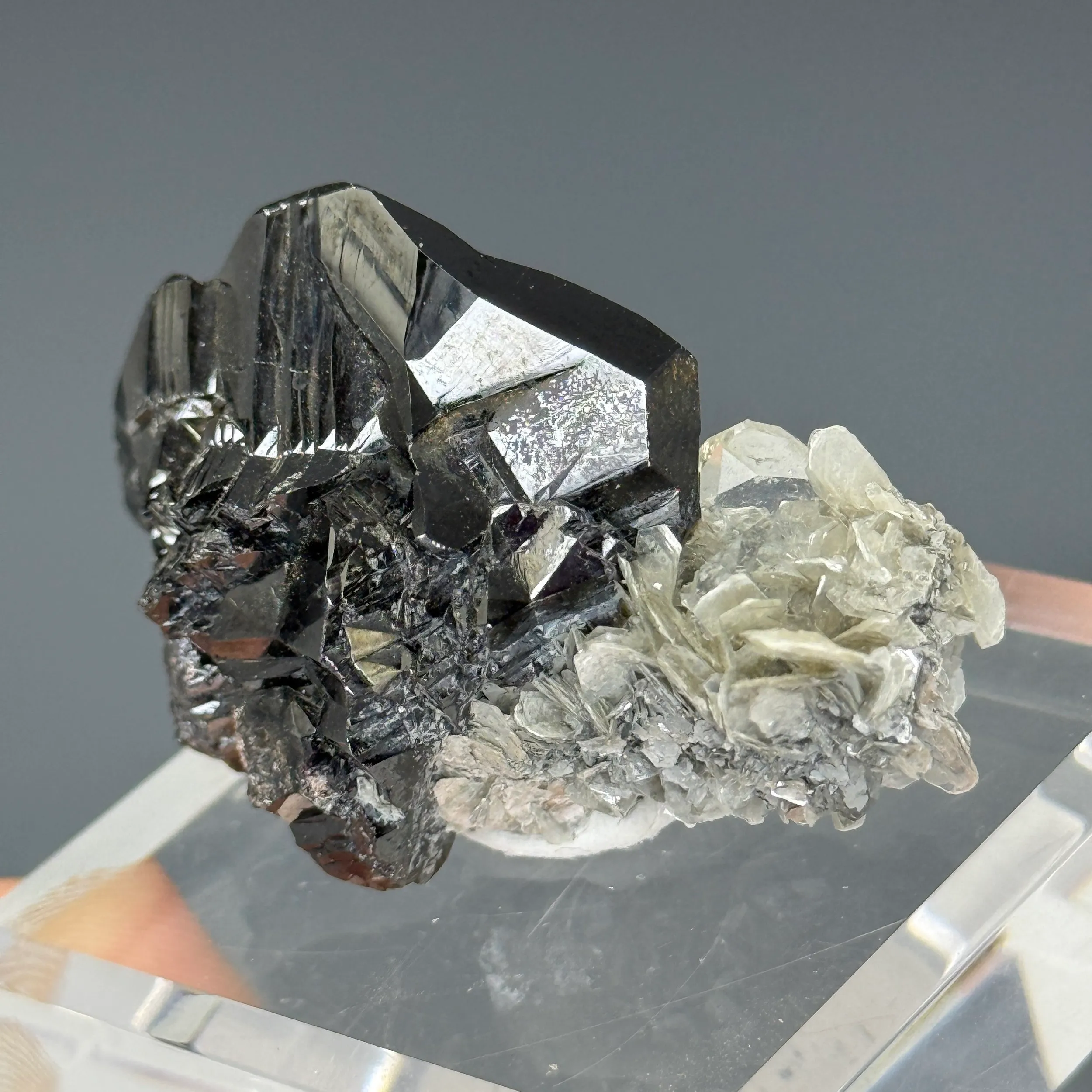 Cassiterite - image 2