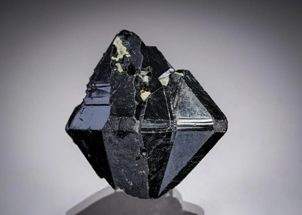 Cassiterite - image 1