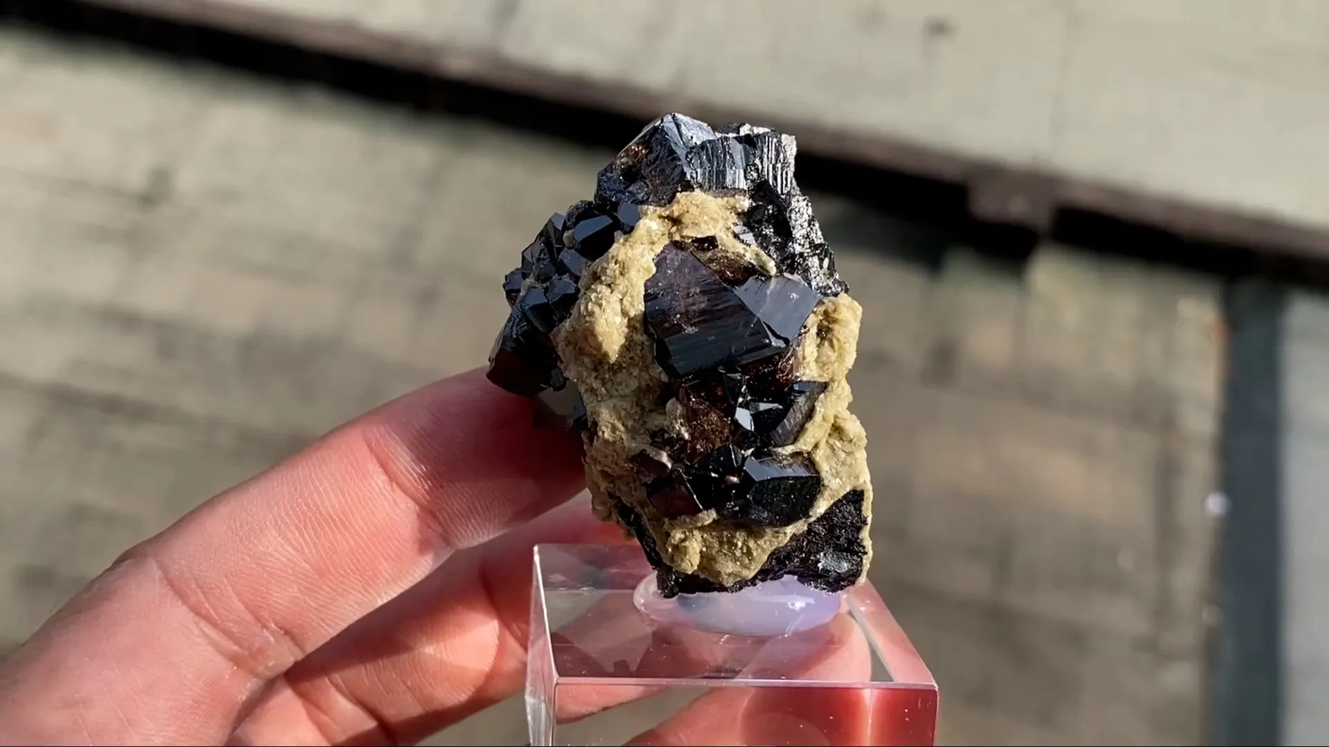 Cassiterite - image 5