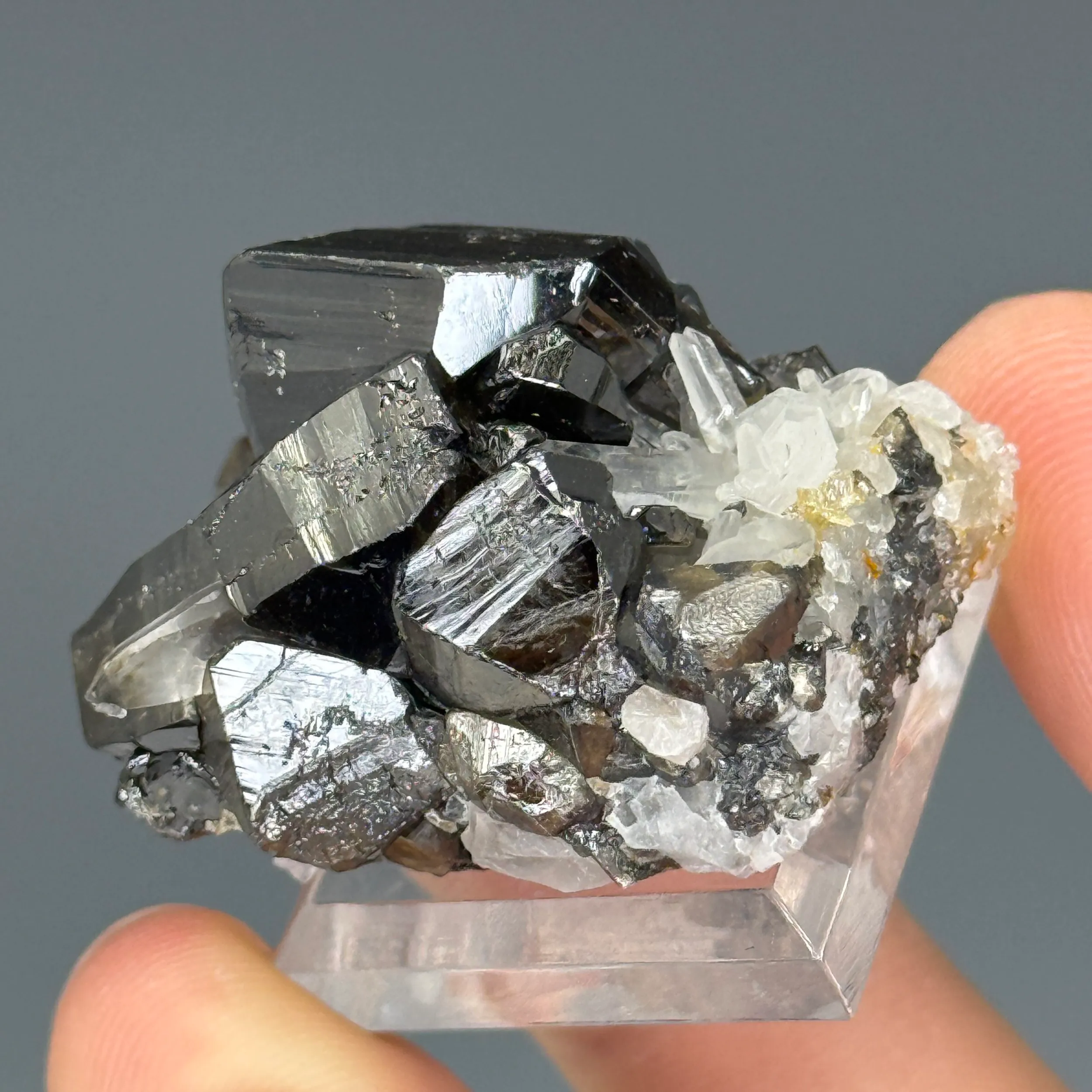 Cassiterite - image 2