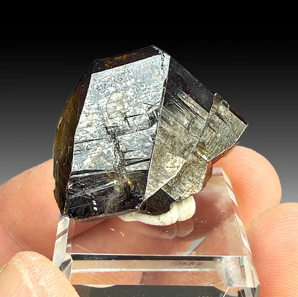 Cassiterite image