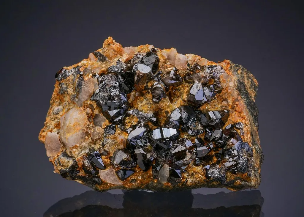 Cassiterite image