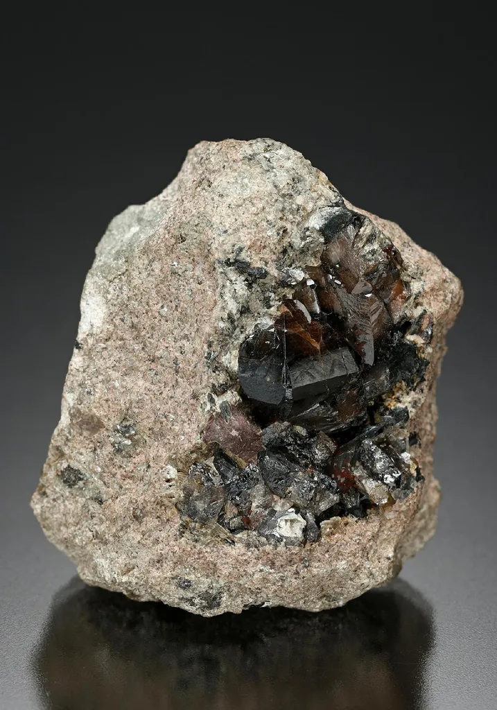 Cassiterite image
